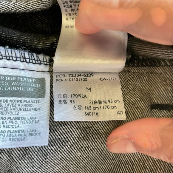 Levi's Black Denim Button Down Jacket Sz Medium NWT - Picture 3 of 6